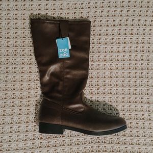 ✨ 5 ITEMS FOR $15!! ✨Zoē & Zac Brown Boots